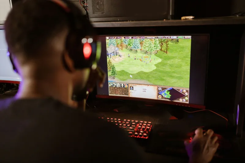 Stabbed in the Back at Level 80: 9 RPG Players on the Guild Betrayals They'll Never Forget
